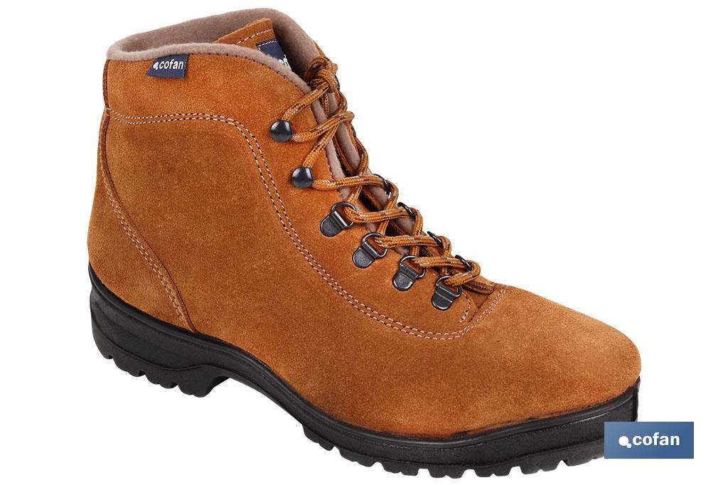 BOTA TREKKING SERRAJE MODELO NIJAR T-39