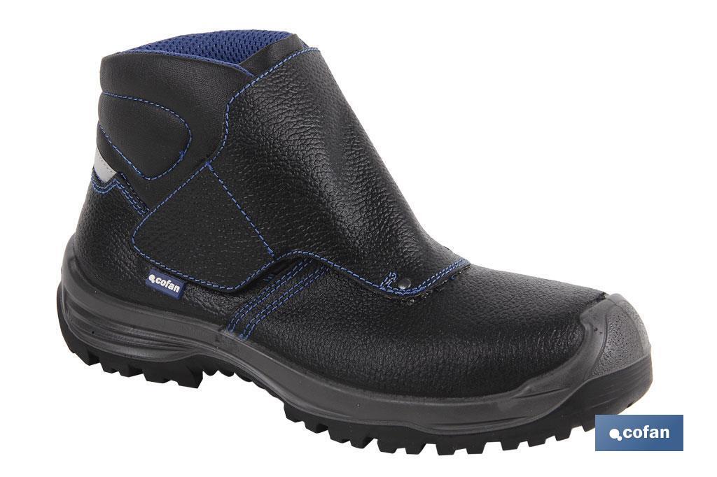 BOTA PIEL NEGRO CIERRE VELCRO S3 MODELO URIAN T 43