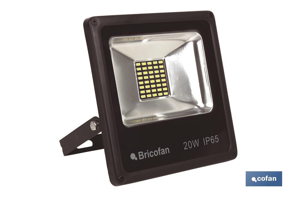 PROYECTOR COMPACTO MULTI LED SMD 4000K 20W PROYECTOR COMPACTO MULTI LED SMD 4000K 20W